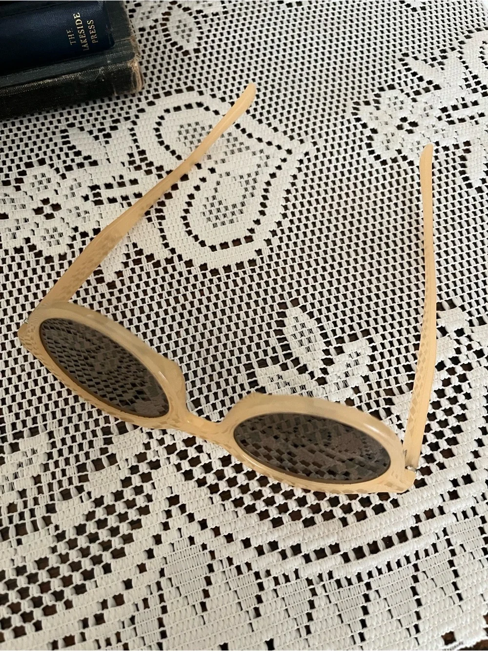N/A inches across